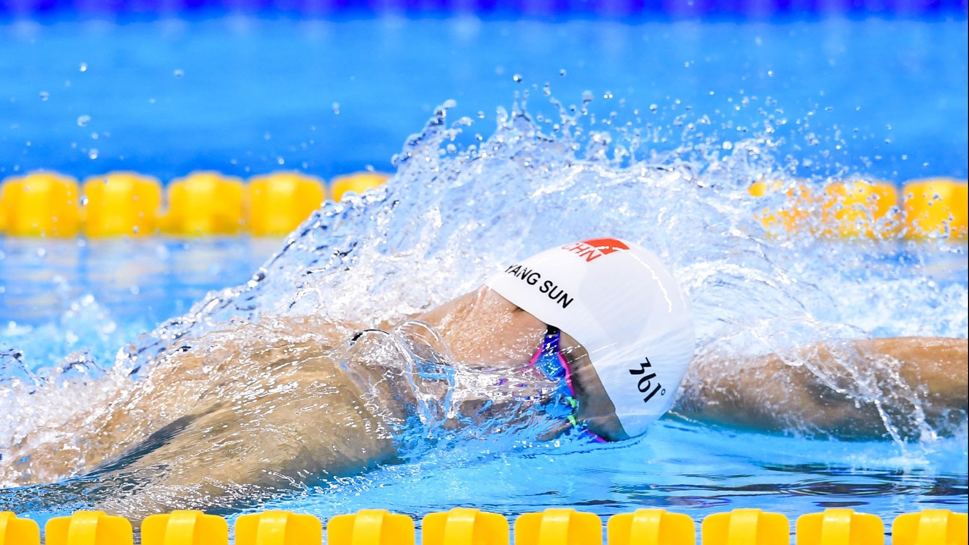 艾比·德尔福：用精准的防守预判让南非队在防线保持优势，艾德和比尔