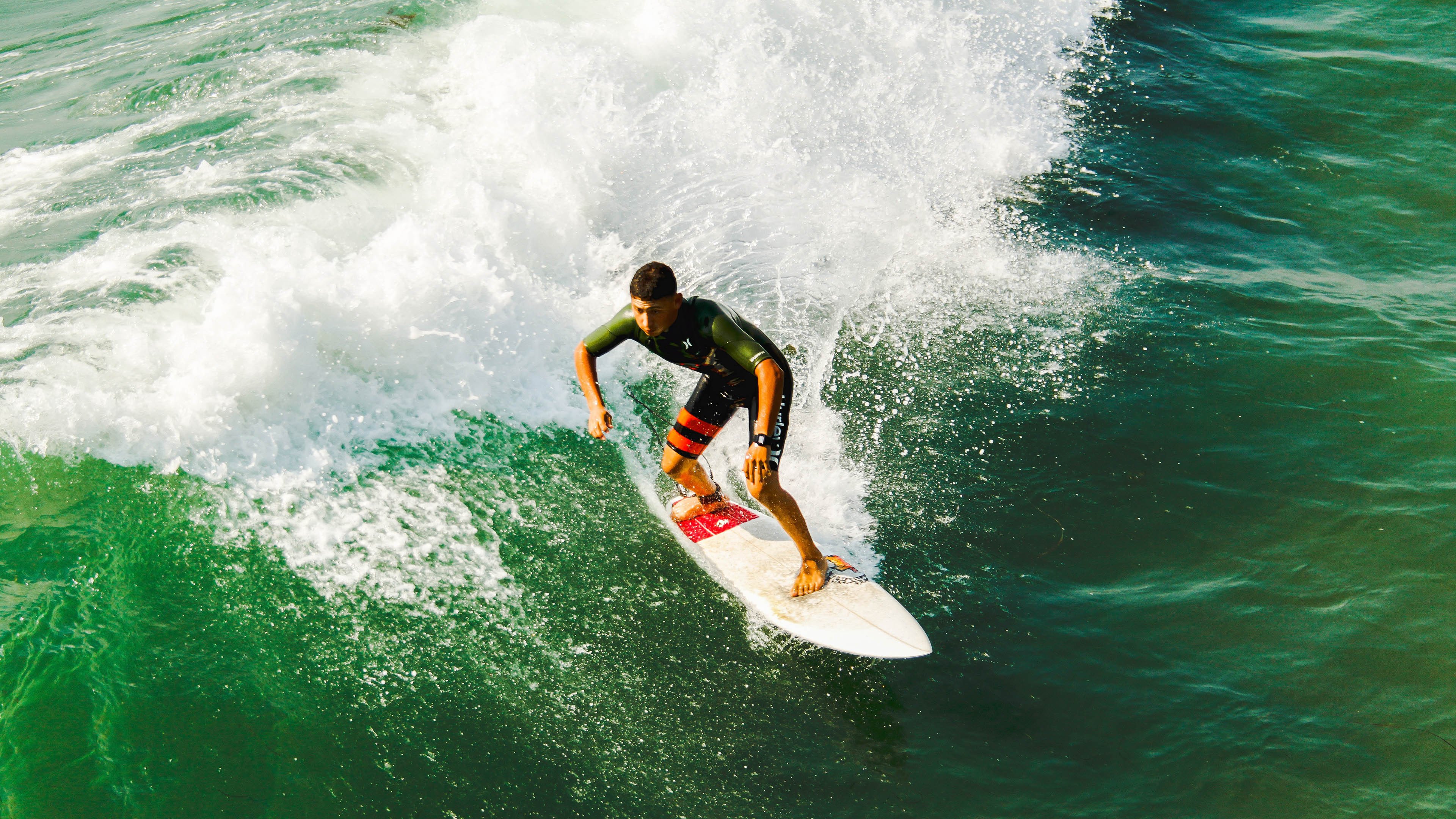 FIFA电竞世界杯开赛,选手技术与心理对抗激烈,fifa足球世界电竞世界杯